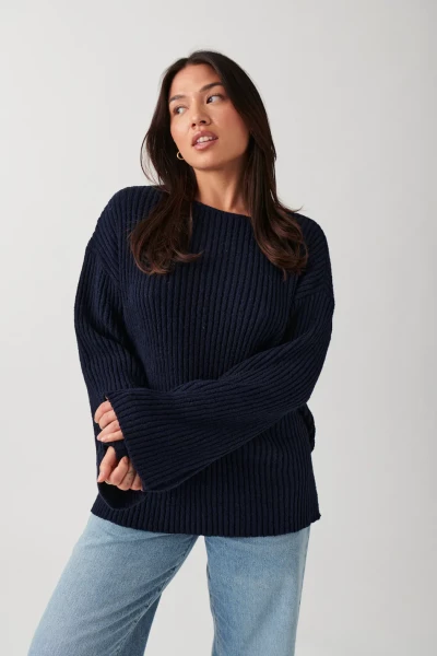 Gina Tricot / Knitted boatneck sweater / Navy Blazer